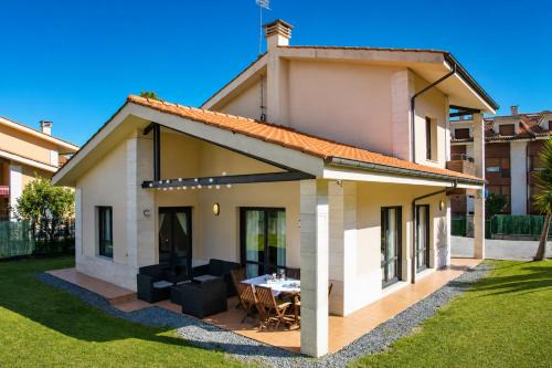 Villa Playa de Barro con jardín - Llanes