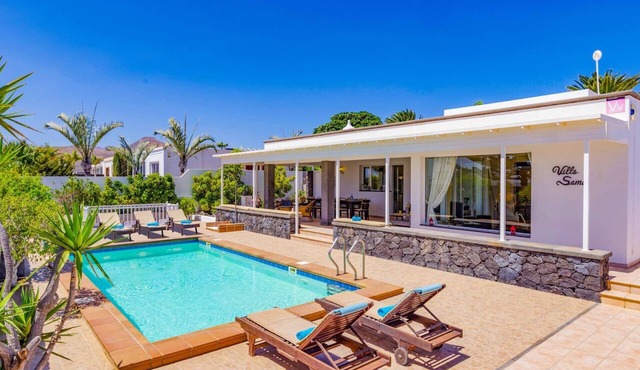 Villa Sama by Villa Plus