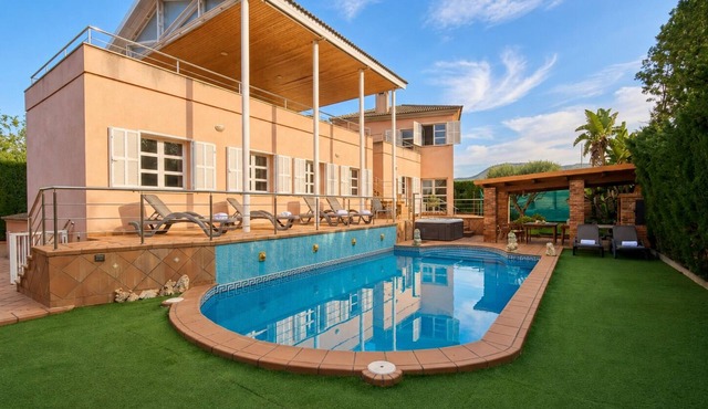 VillaBerria, 9Host, Pool, BBQ, Jcuzzi, Oasis Palma