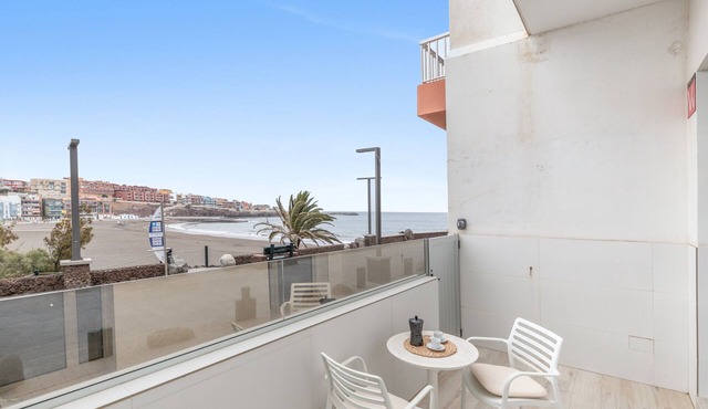 Vistasmelenara 1 by Canariapartment: sea views, private terrace and Wi-Fi