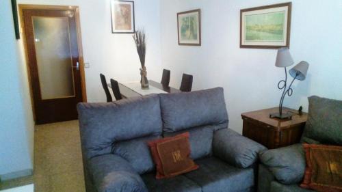VIVIENDA COMPLETA EN SEVILLA