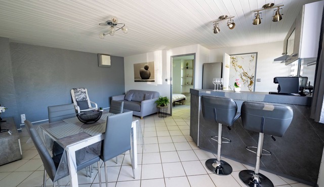 Welcome to Le Cocon Châtillonais apartment in the center of Châtillon sur Chalaronne in Châtillon-sur-Chalaronne