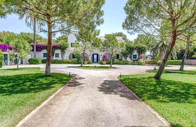 Cala Ratjada Villa Sleeps 10 with Air Con and WiFi