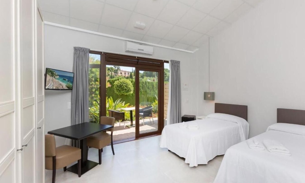 Javea Hostel | Hostal Xabina Javea