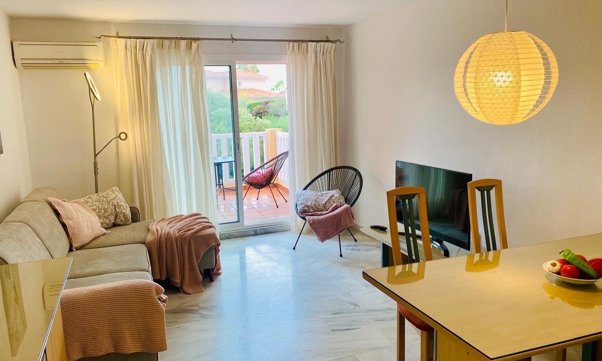 Urbanizacion Hacienda las Chapas Apartment | Stay U-nique Apartments Benajarafe