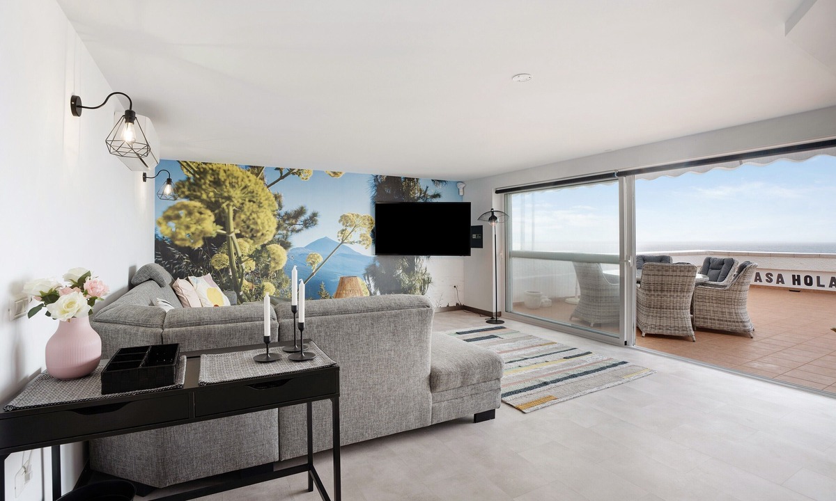 Los Realejos Apartment | Apartment "Casa Hola Mar" Directly on the Coast with Infinity Sea View