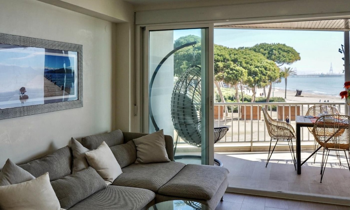 La Pineda Apartment | APARTBEACH BELL RACO BEACH FRONT