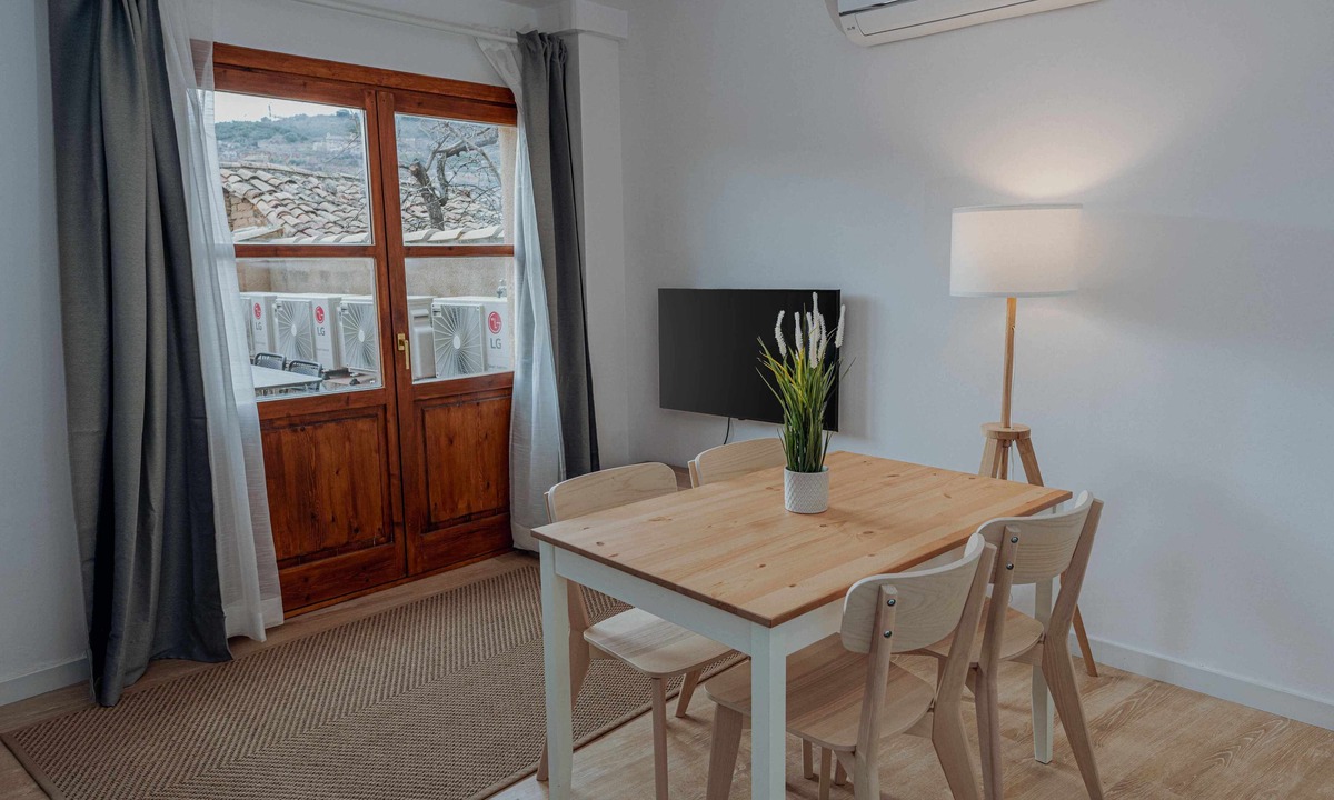 Alquezar Apartment | Fuendebaños Apartments