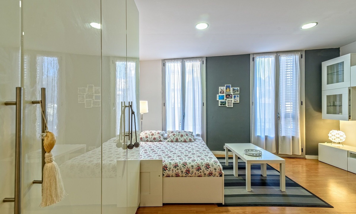 Badalona Apartment | Loft in Central Badalona