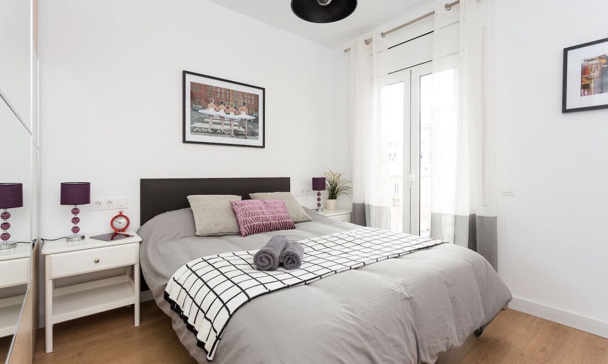 La Sagrada Familia Apartment | Great 4 bedroom Apartment Sagrada Familia