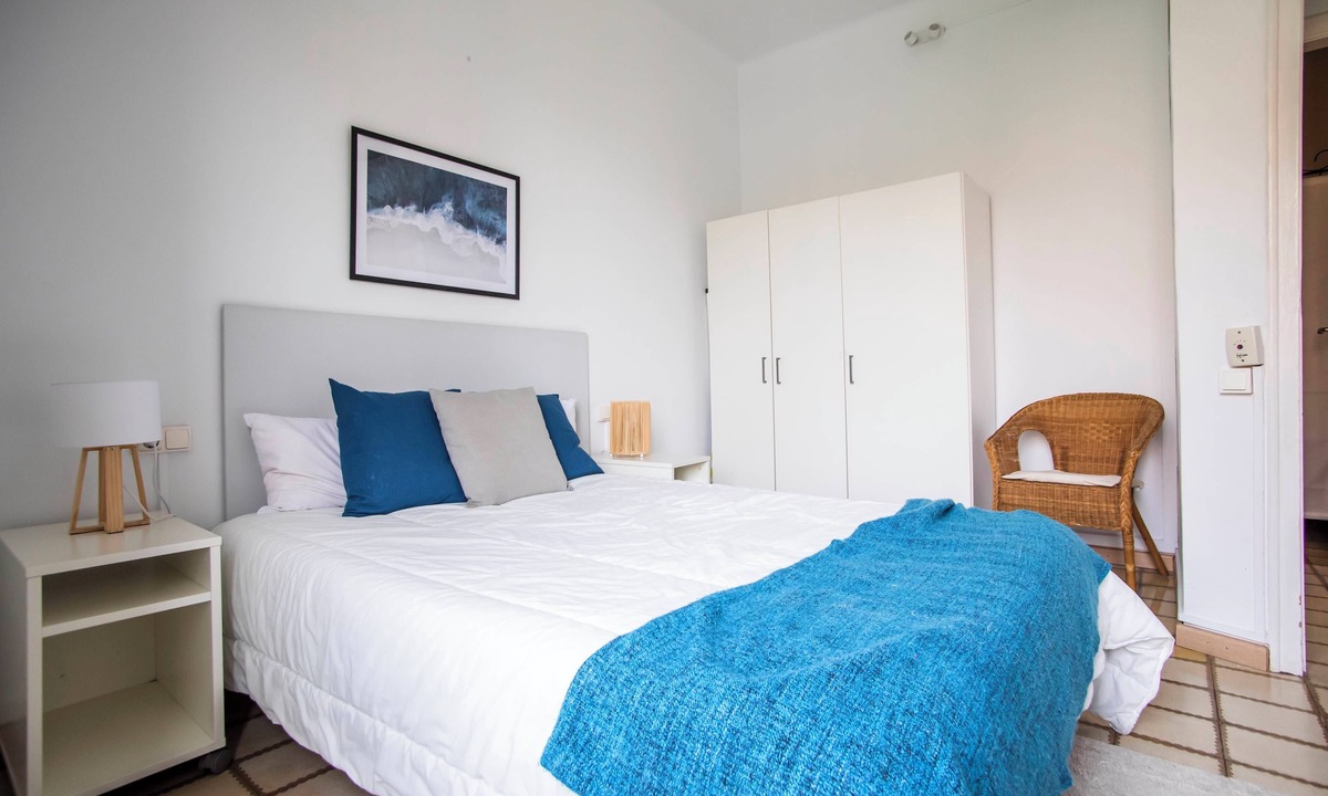 El Poble-sec Apartment | 31ABPAR1110 - Three Bedroom Apartment, Sleeps 4
