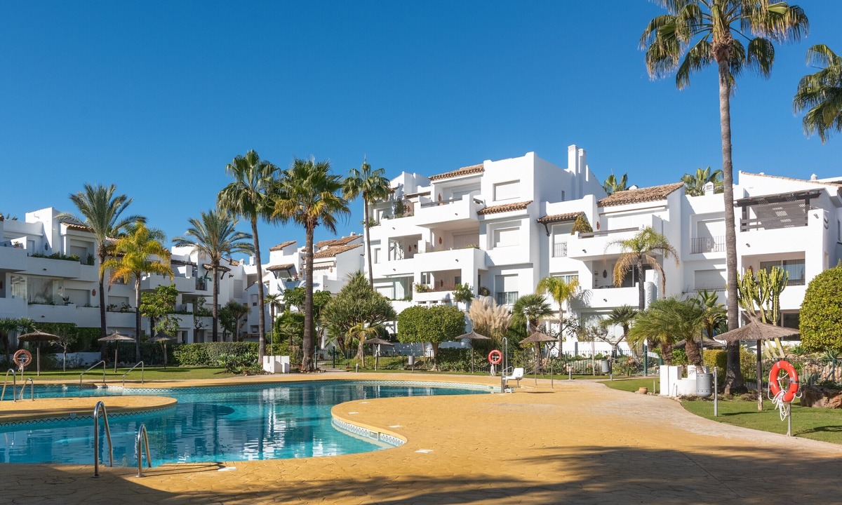 New Golden Mile Apartment | Apartment 'Apartamento De Lujo A 30m Playa' with Sea View, Wi-Fi and Air Conditioning