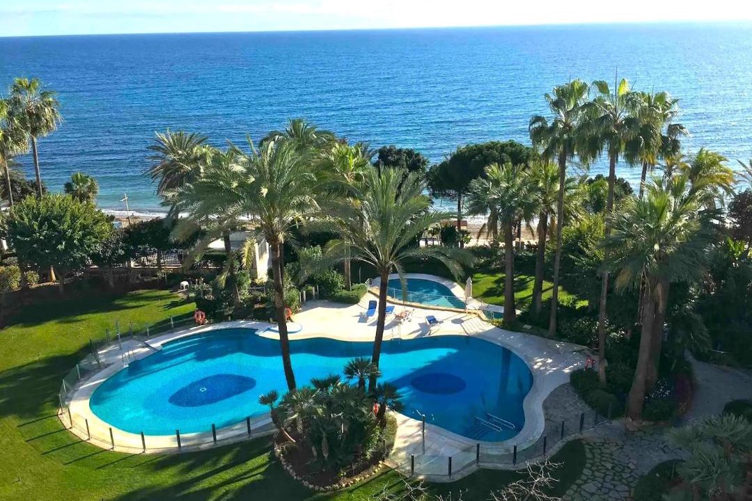 Marbella Seafront Promenade Apartment | Deluxe Apartment Gran Marbella