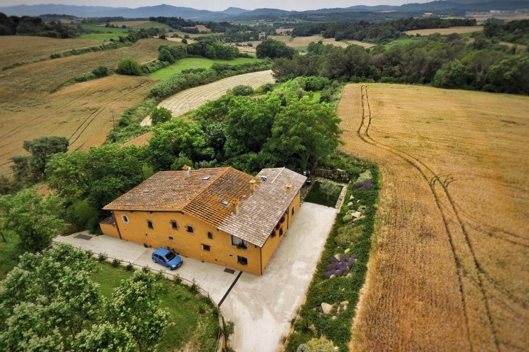 Cornella del Terri House | Can Japet