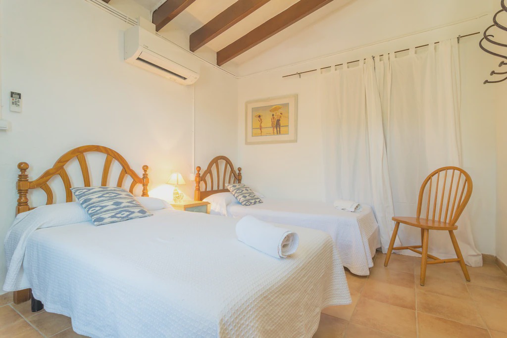 Photo of Bedroom in Biniaraix