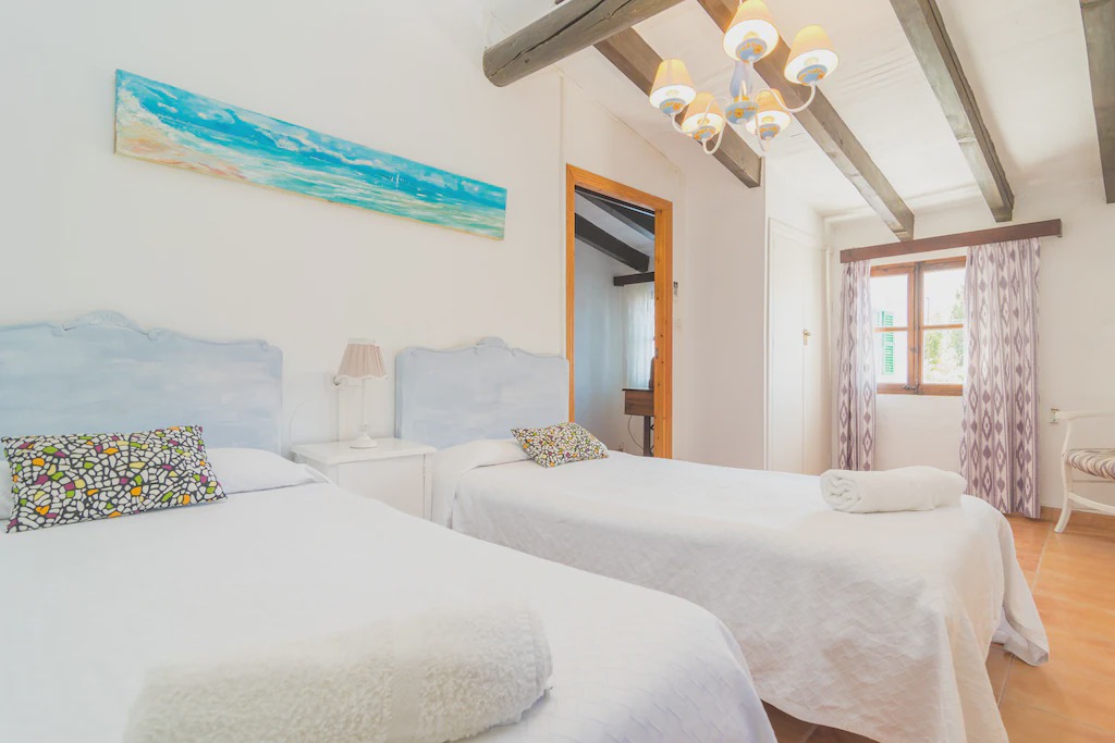 Photo of Bedroom in Biniaraix