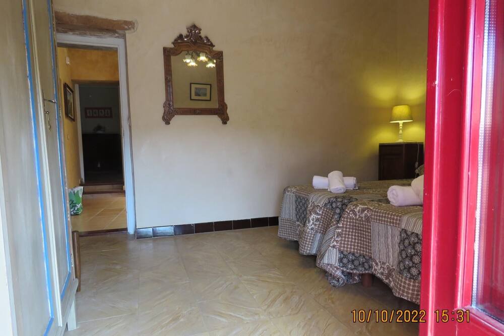 Photo of Bedroom in Orriols