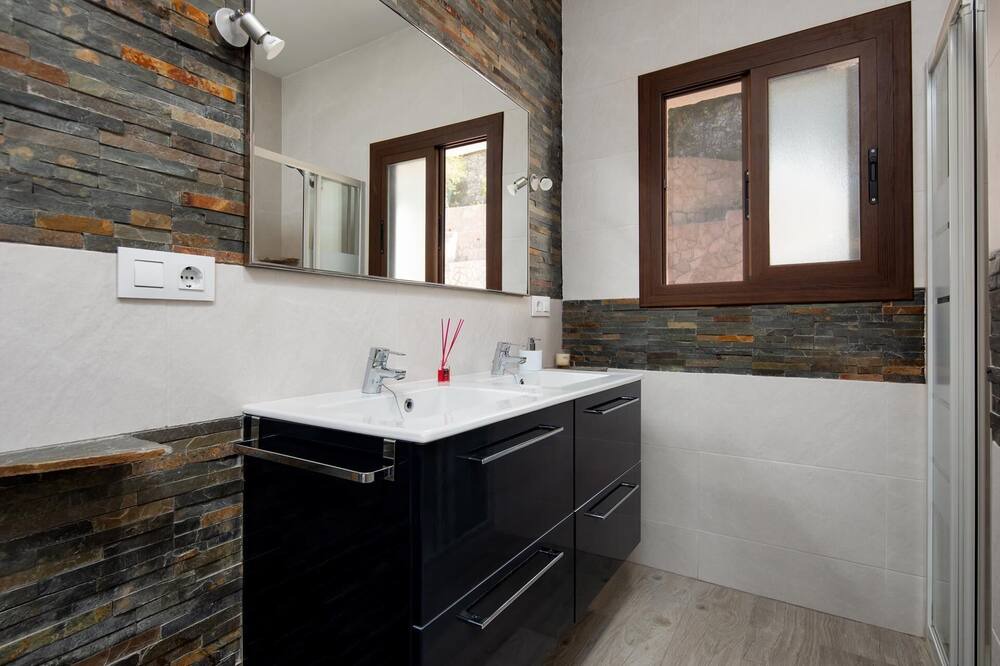 Photo of Bathroom in Mar Azul