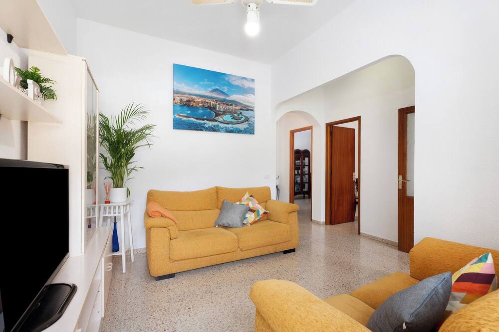 Photo of Livingroom in Las Arenas