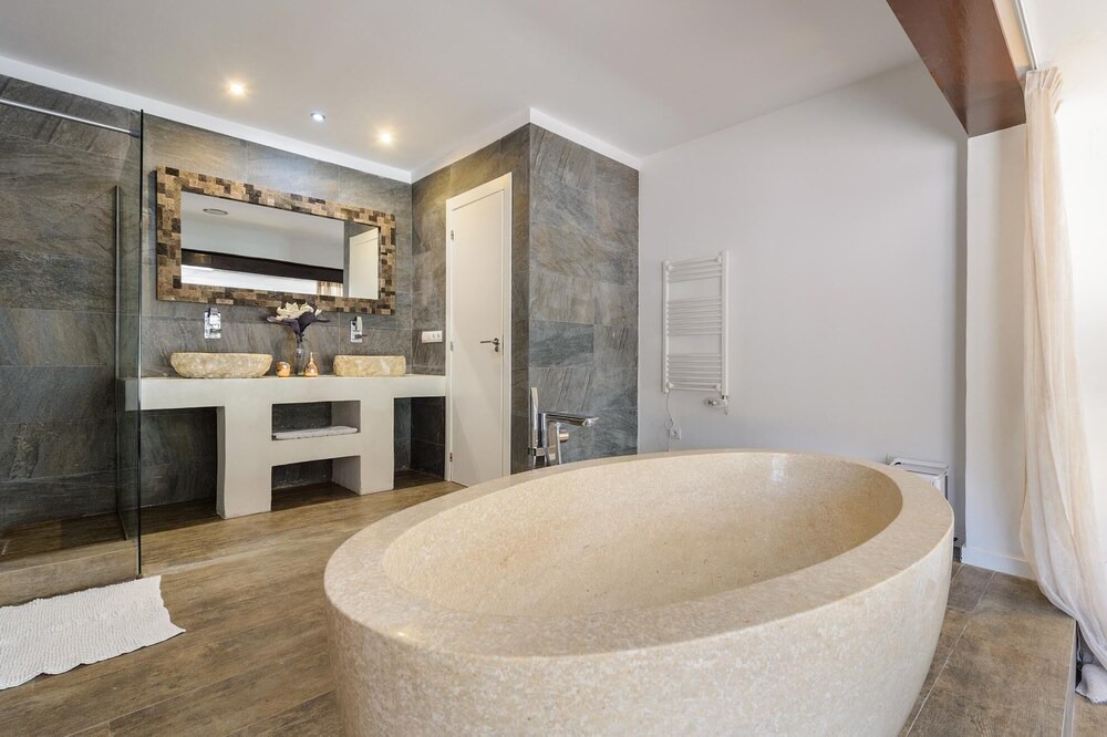 Photo of Bathroom in San Antonio Bay