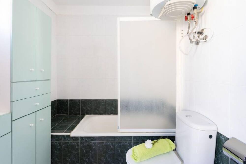Photo of Bathroom in Fasnia