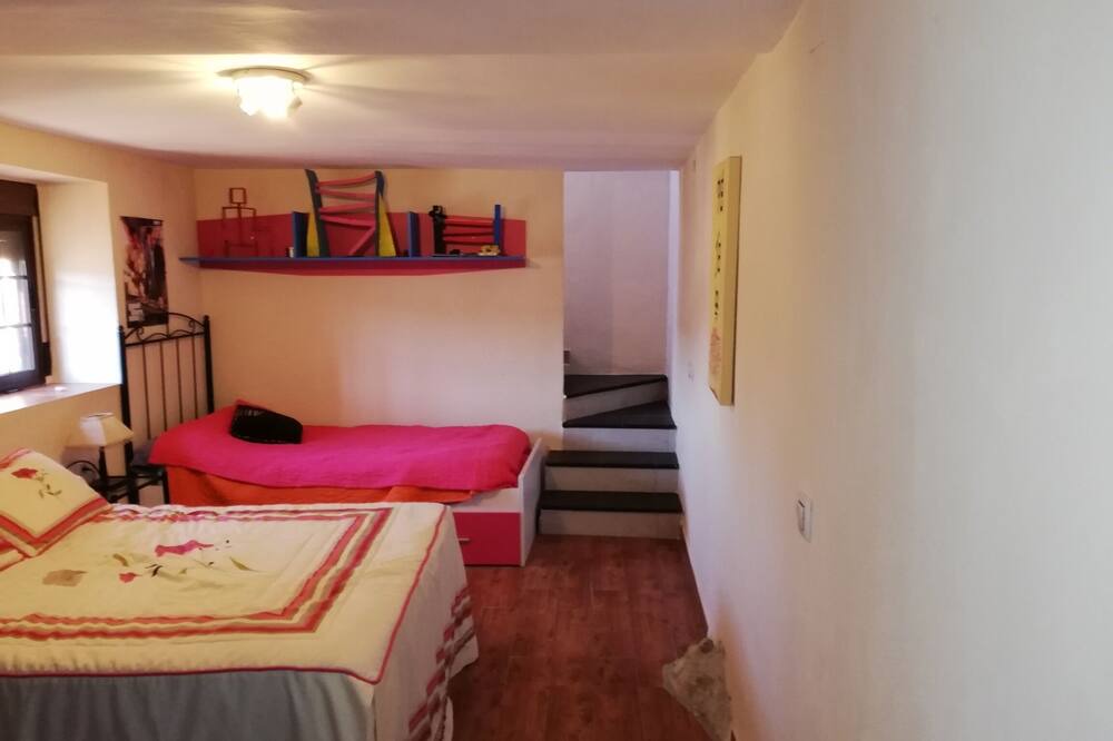 Photo of Bedroom in Tozar