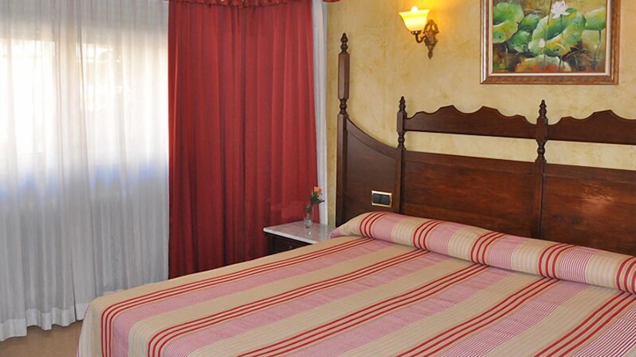 Photo of Bedroom in Alamedilla