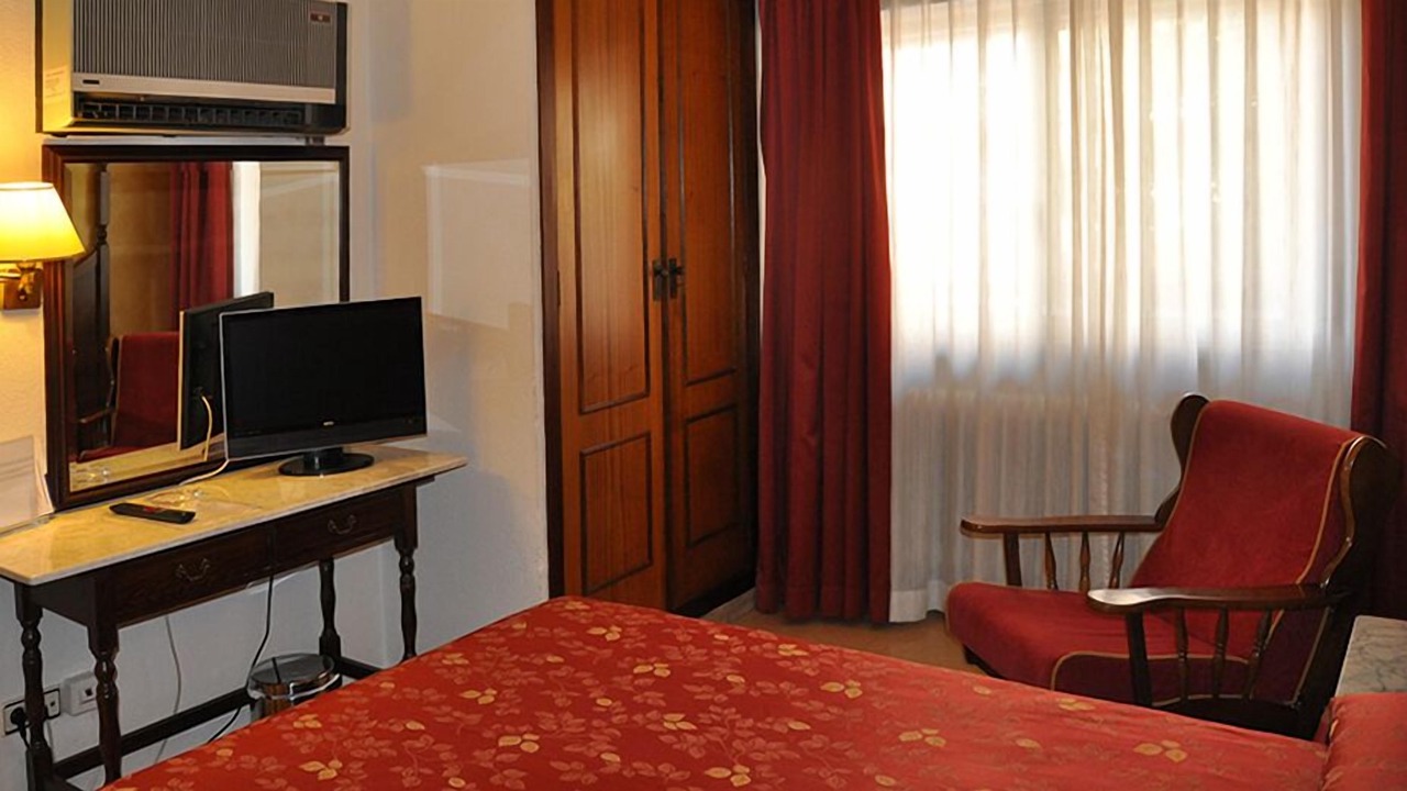 Photo of Bedroom in Alamedilla