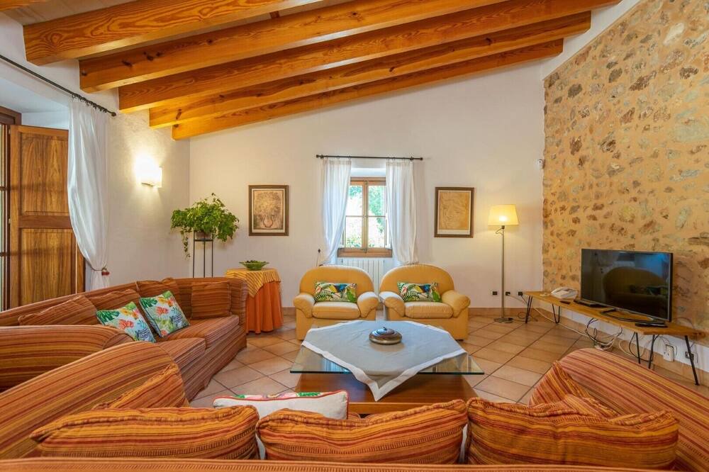 Photo of Livingroom in Campanet