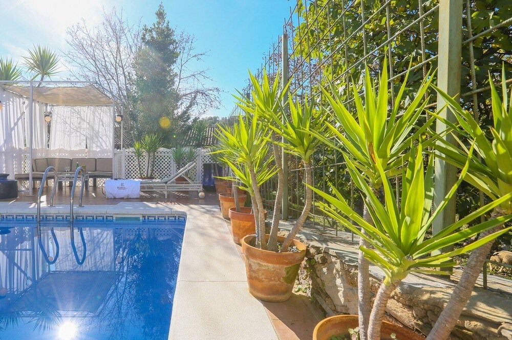 Photo of Outdoor in Castano del Robledo