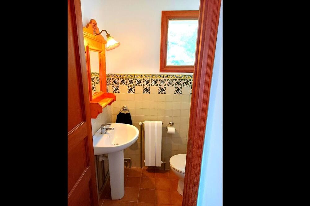 Photo of Bathroom in Marratxinet