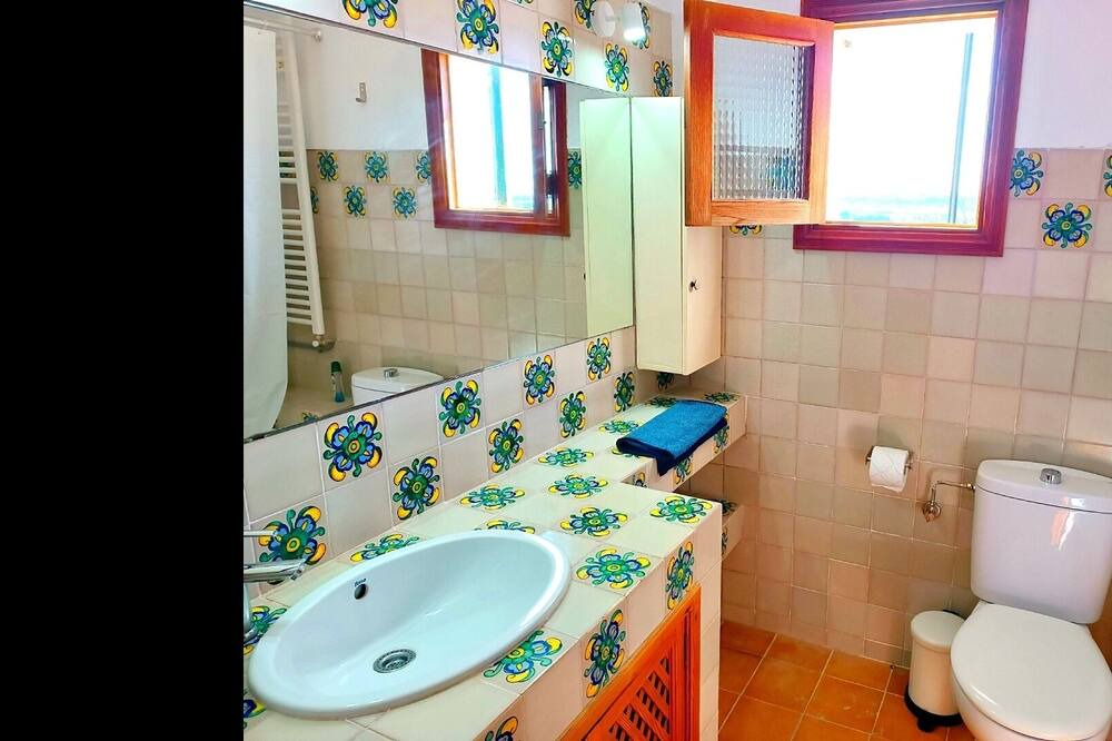 Photo of Bathroom in Marratxinet