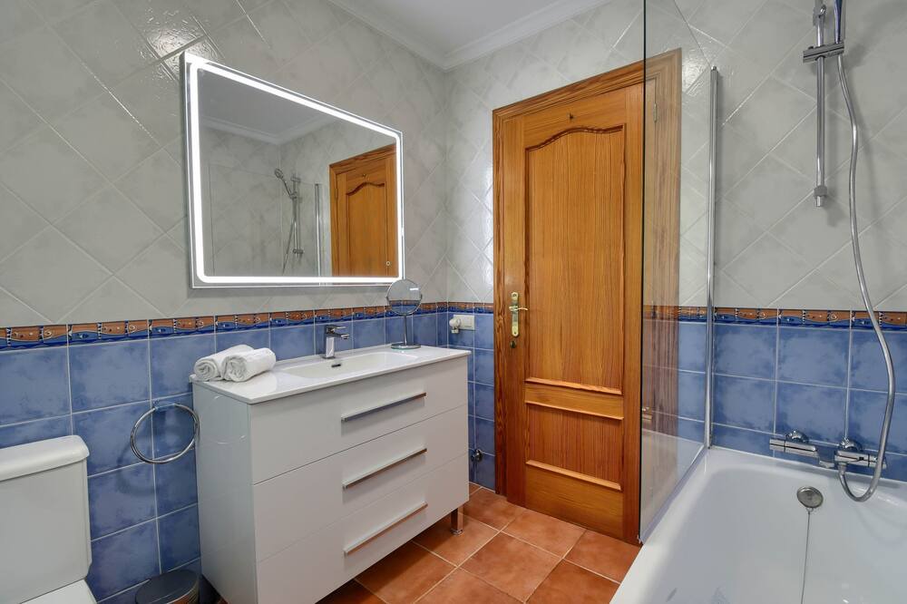 Photo of Bathroom in Tarraula