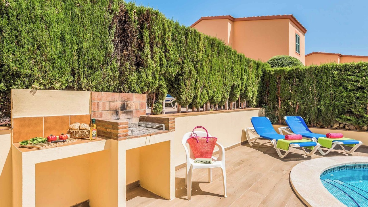 Photo of Outdoor in Serpentona