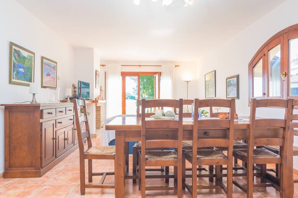 Photo of Kitchen in Alcanada