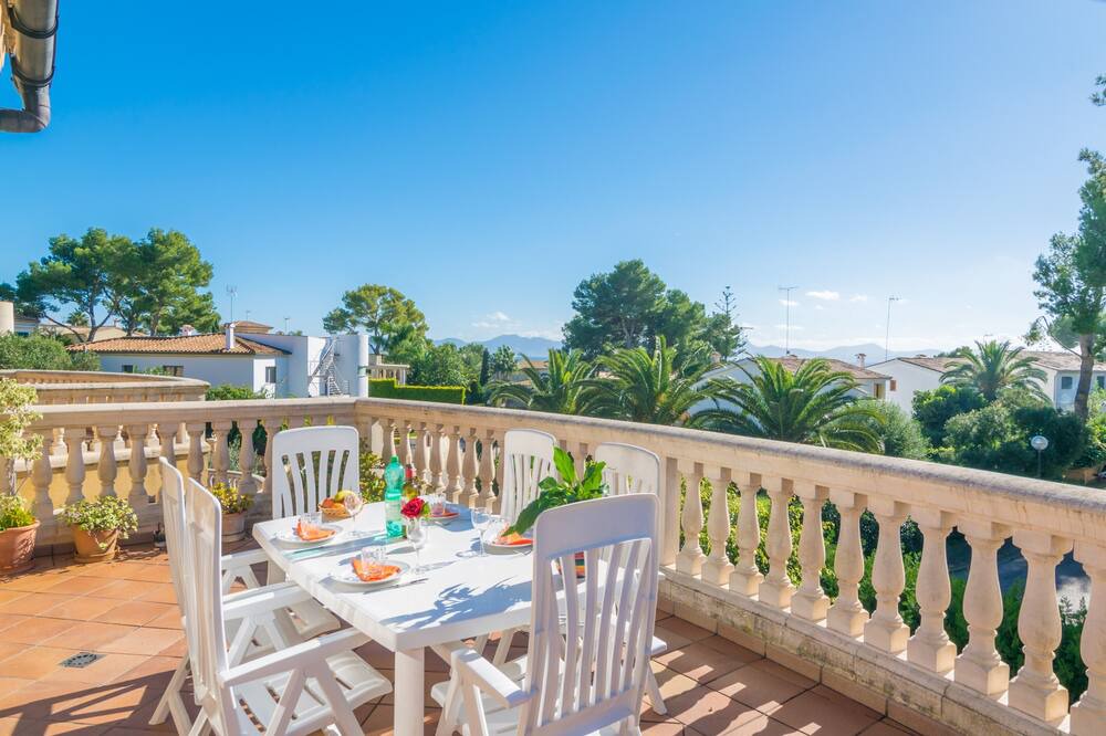 Photo of Patio Balcony in Alcanada