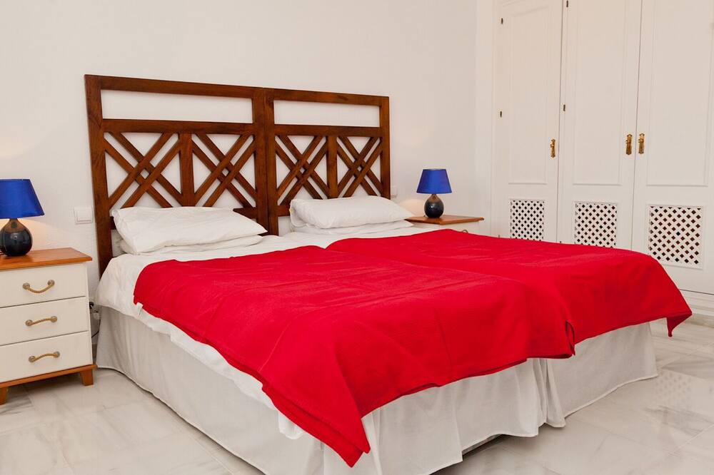 Photo of Bedroom in Atalaya-Isdabe