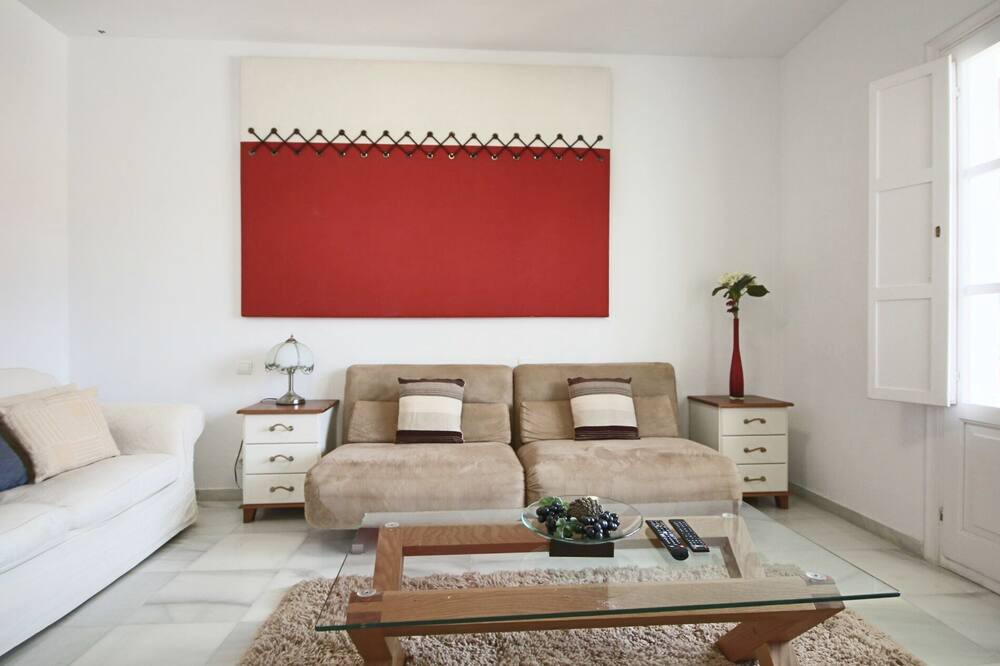 Photo of Livingroom in Atalaya-Isdabe