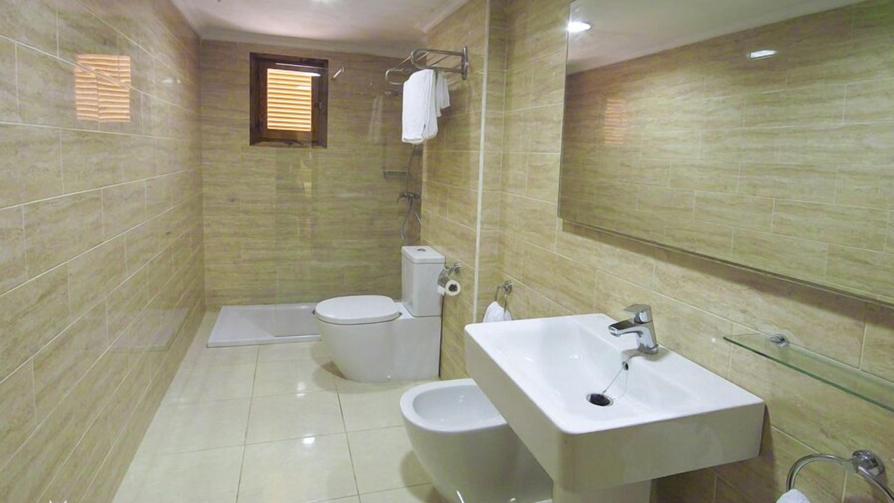 Photo of Bathroom in San Antonio Bay