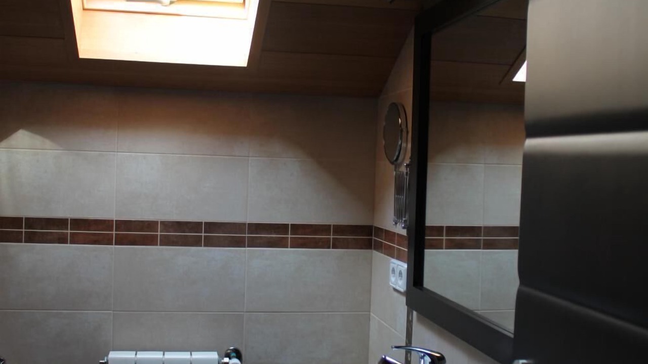 Photo of Bathroom in Cabra