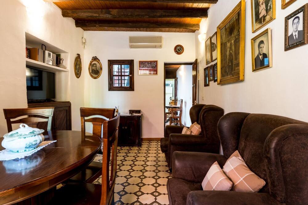 Photo of Livingroom in Santa Cruz