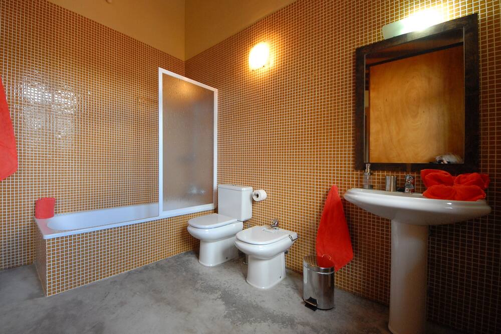 Photo of Bathroom in Los Realejos