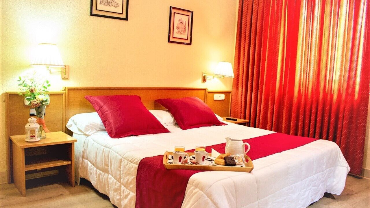 Photo of Bedroom in Villares de la Reina
