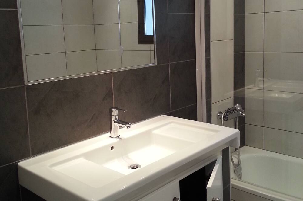 Photo of Bathroom in Fanadix