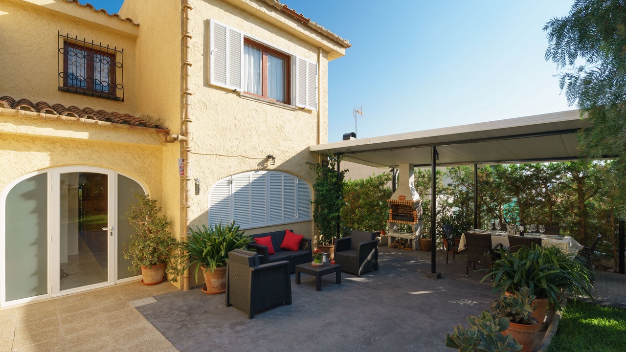 Photo of Patio Balcony in Alcanada