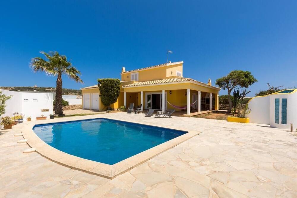 Photo of Outdoor in Cales Piques