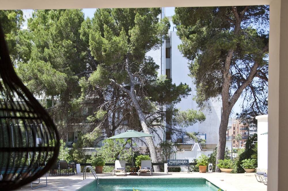 Photo of Outdoor in Les Meravelles