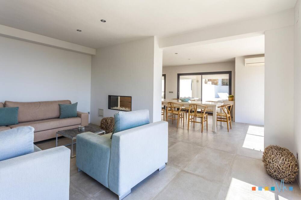 Photo of Livingroom in Benimeit