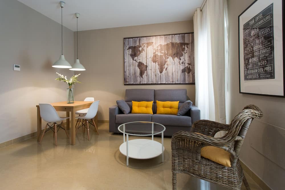 Photo of Bedroom in Alameda