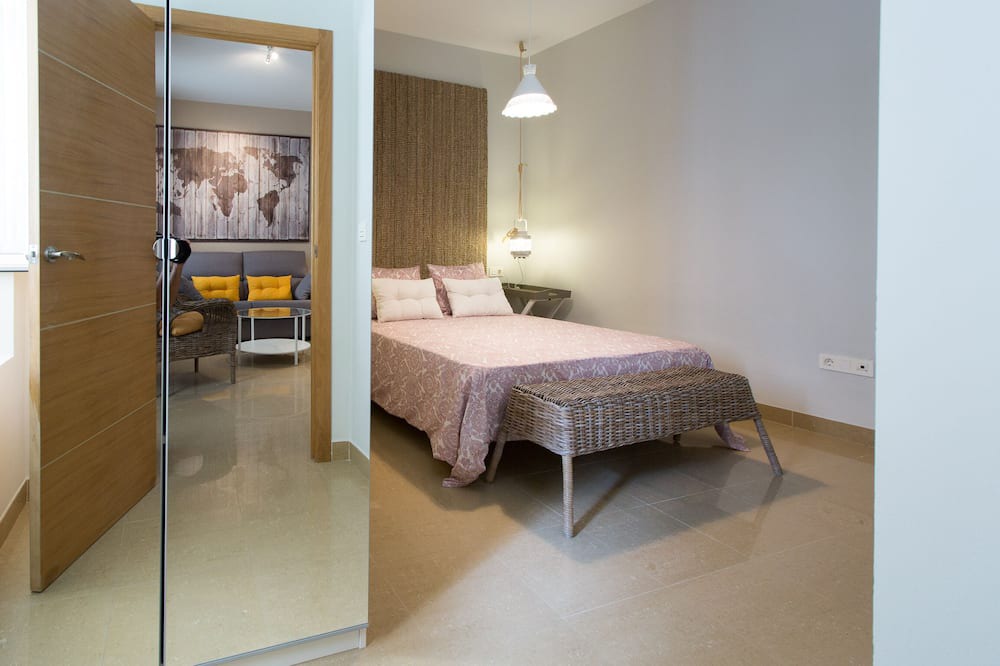 Photo of Bedroom in Alameda